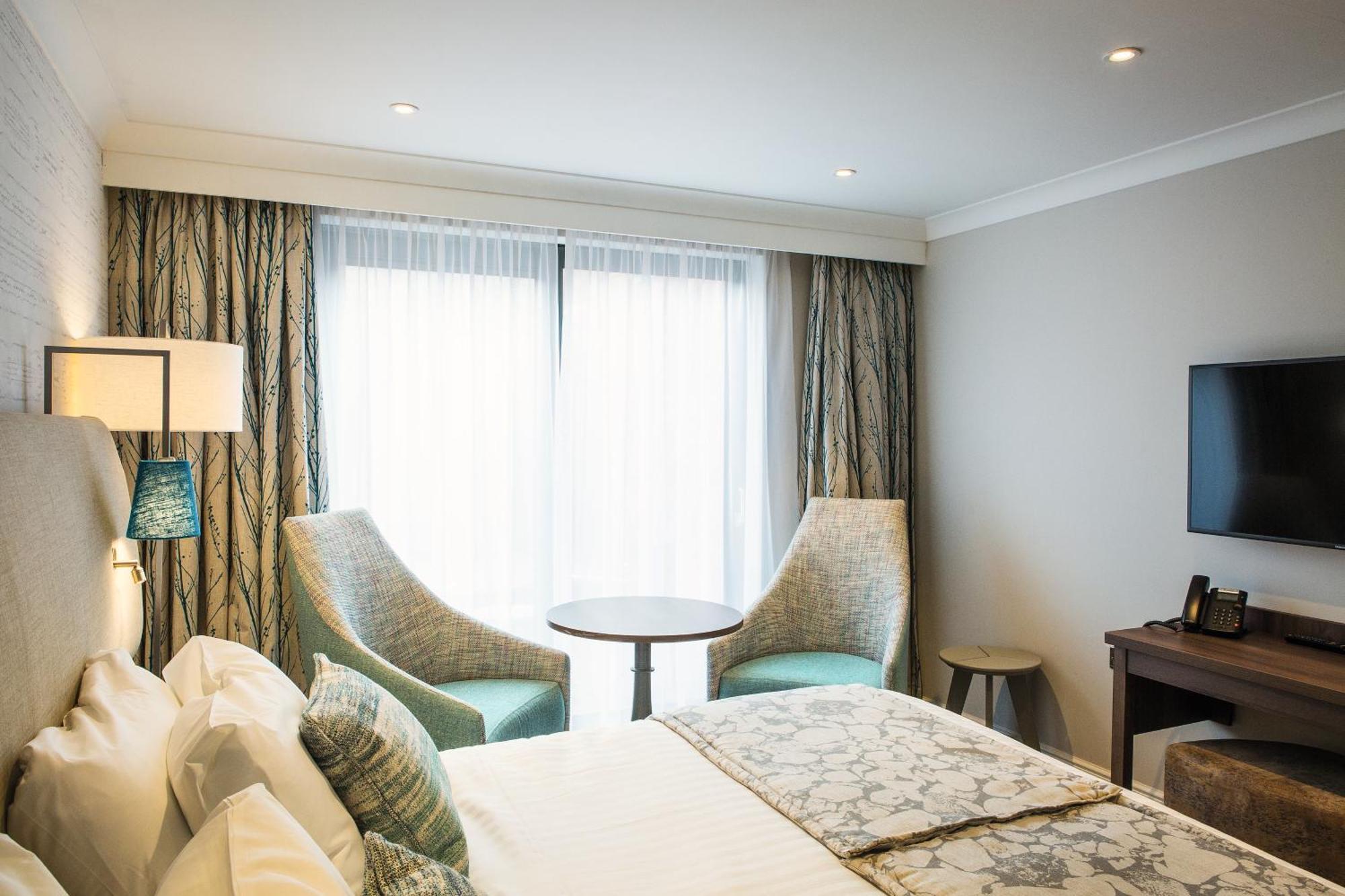Hotel Studley Castle Extérieur photo