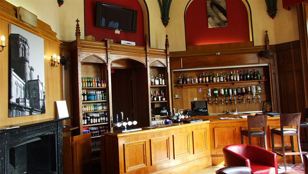 Hotel Studley Castle Extérieur photo